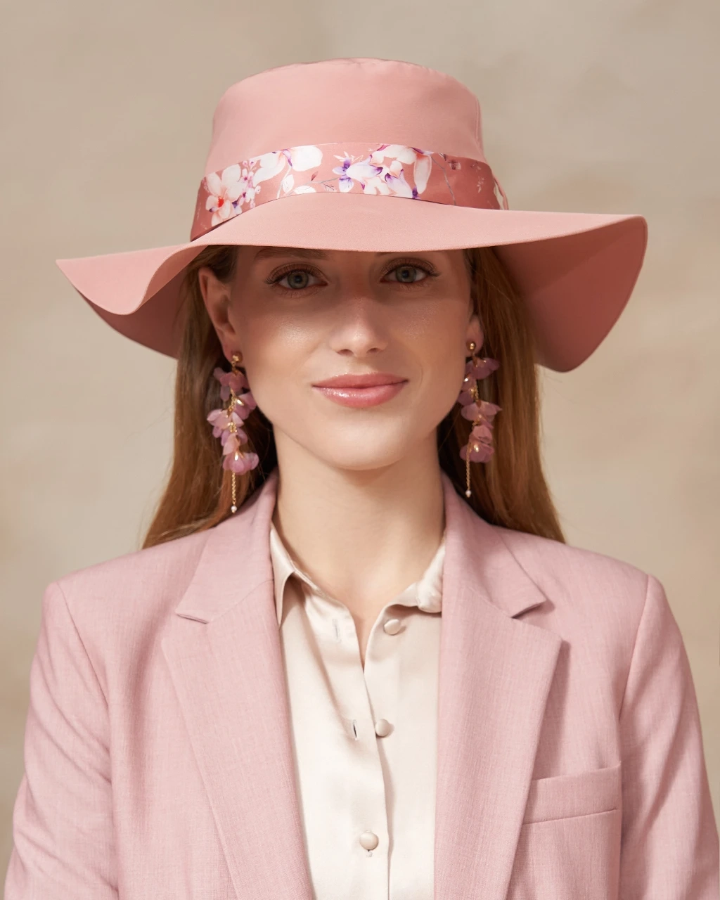 almania-kapelusz-jedwabny-brudny-róż-1.webp