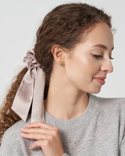 almania-scrunchie-jedwabna-przewiazana-wstazka-rose-gold-2.webp
