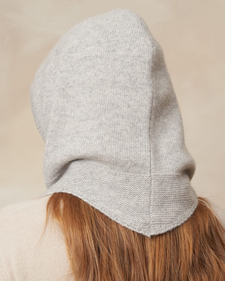 balaclava-kaszmirowa-z-jedwabna-podszewka-szary-104-4x5.jpg