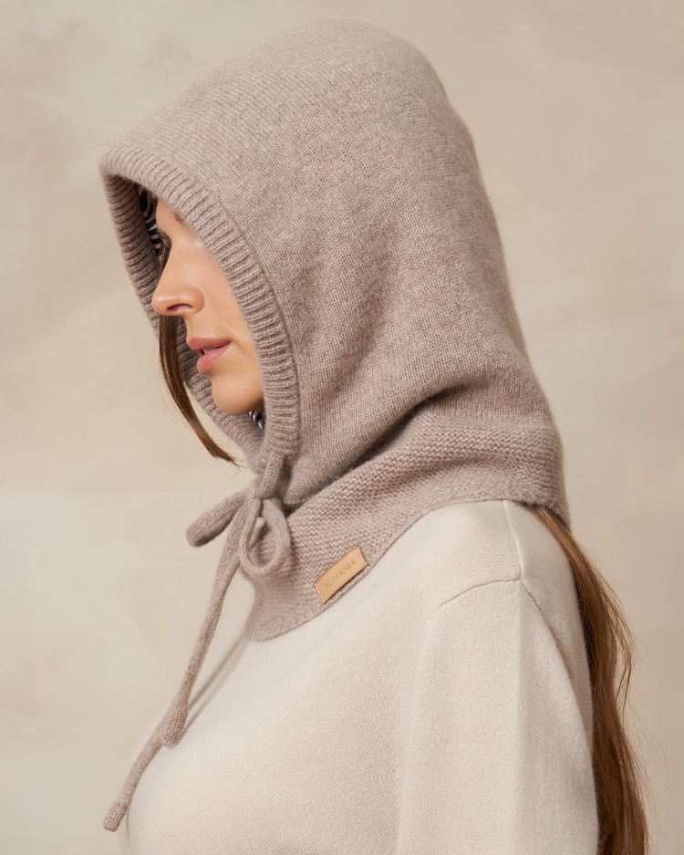 balaclava-kaszmirowa-z-jedwabna-podszewka-cafe-rose-105-4x5.jpg