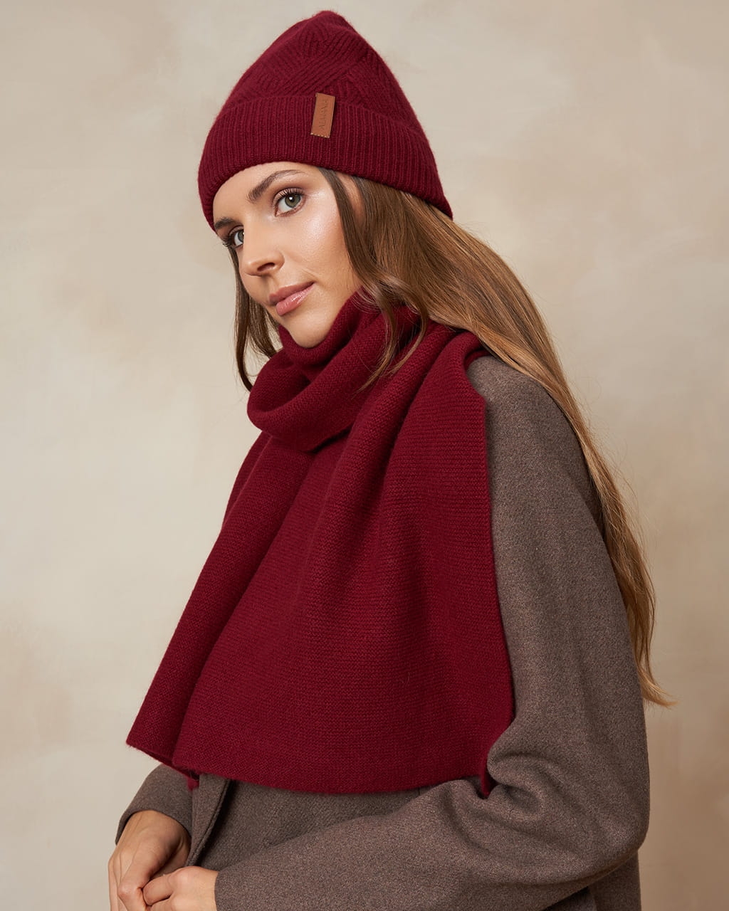 kaszmirowy_szalik-bordo-107-4x5.jpg