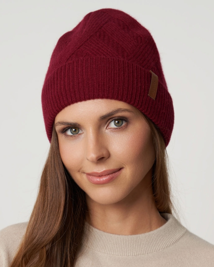 25_kaszmirowa_czapka_z_jedwabna_podszewka_bordo_v2.jpg