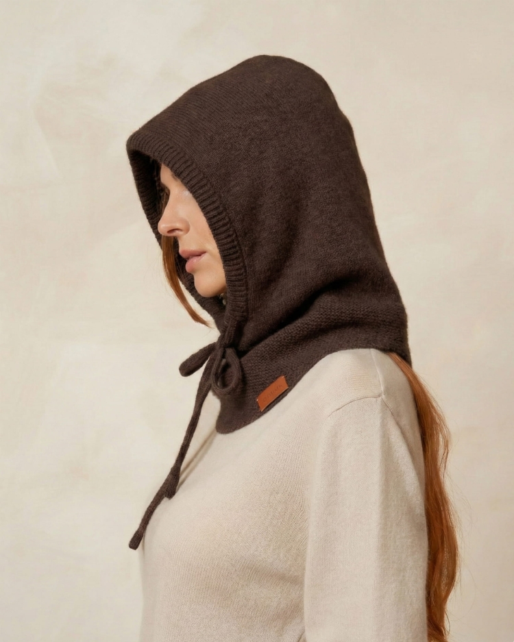 balaclava-czekoladowa-bokie.jpg
