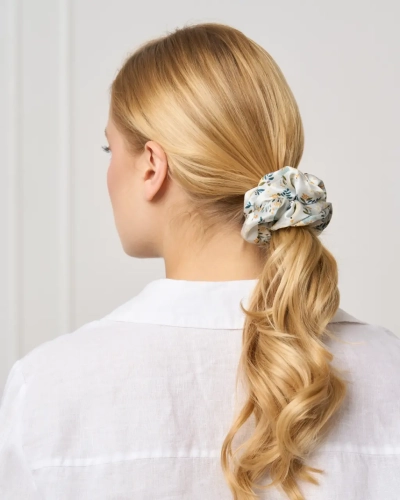 Scrunchie_jedwabne_ptaszki.webp
