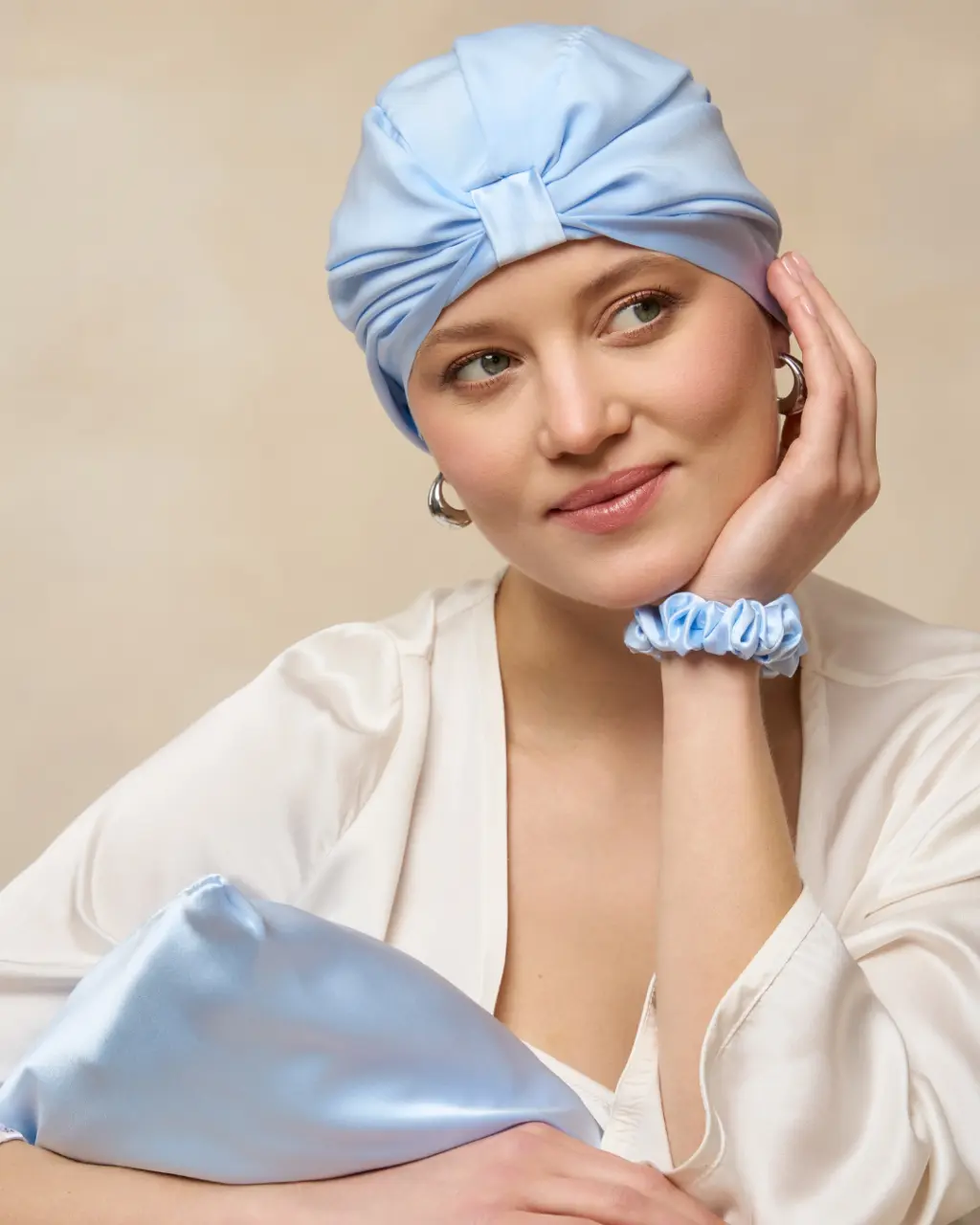 Turban_jedwabny_ice_blue.webp