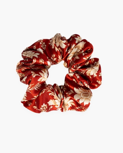 Scrunchie jedwabna – czerwone kwiaty