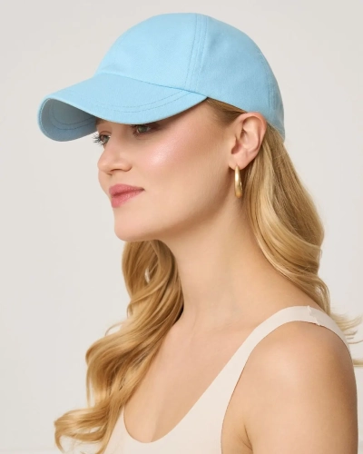 Czapka_z_daszkiem_z_jedwabna_podszewka_ice_blue.webp
