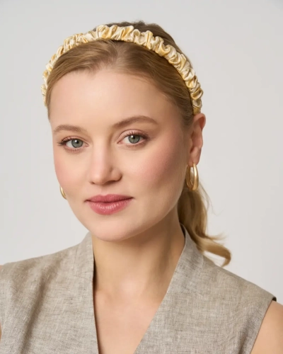 Cienka_opaska_z_jedwabiu_zolty_wzor.webp