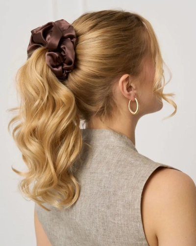 1744-Scrunchie-jedwabna-XXL-czekoladowy.webp