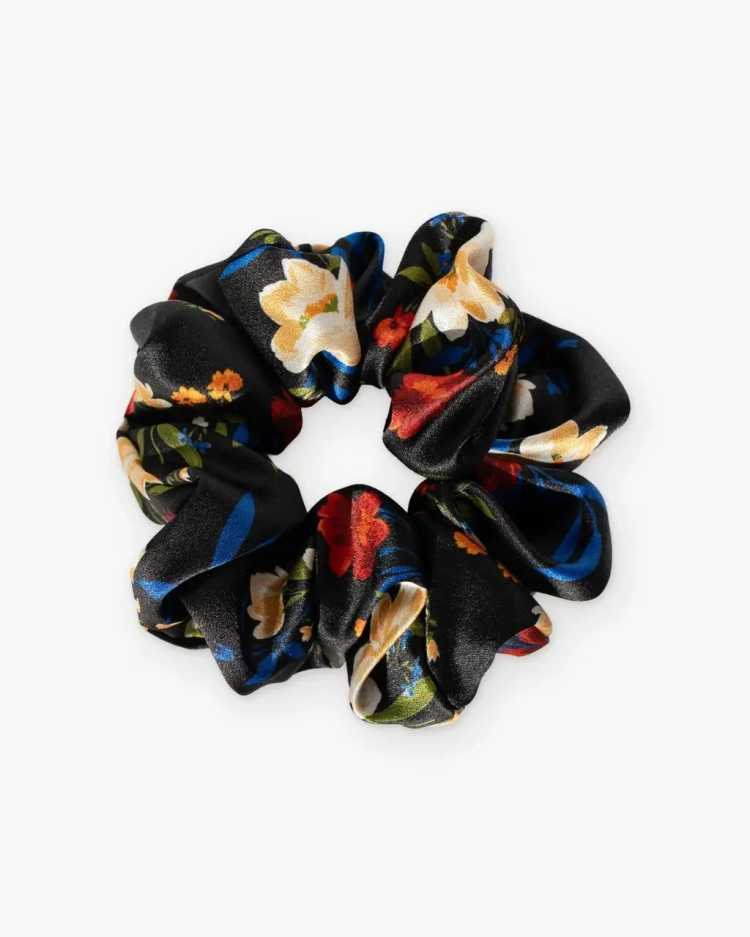 2124-scrunchie-standard-scarlet-night.webp