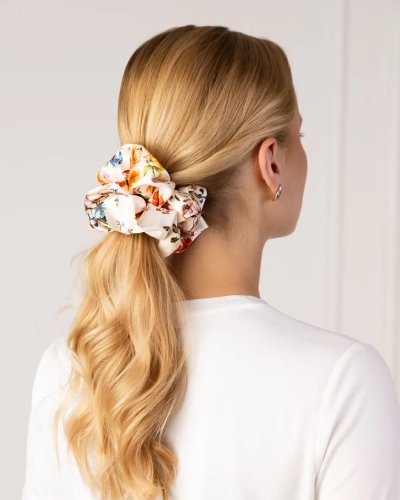 2131-scrunchie-jedwabna-XXL-wild-strawberry-2.webp