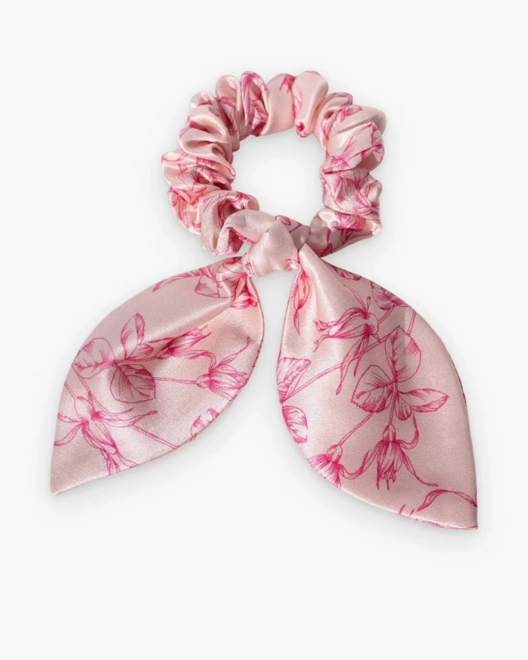 2137-jedwabna-gumka-z-uszkami-candy-rose.webp