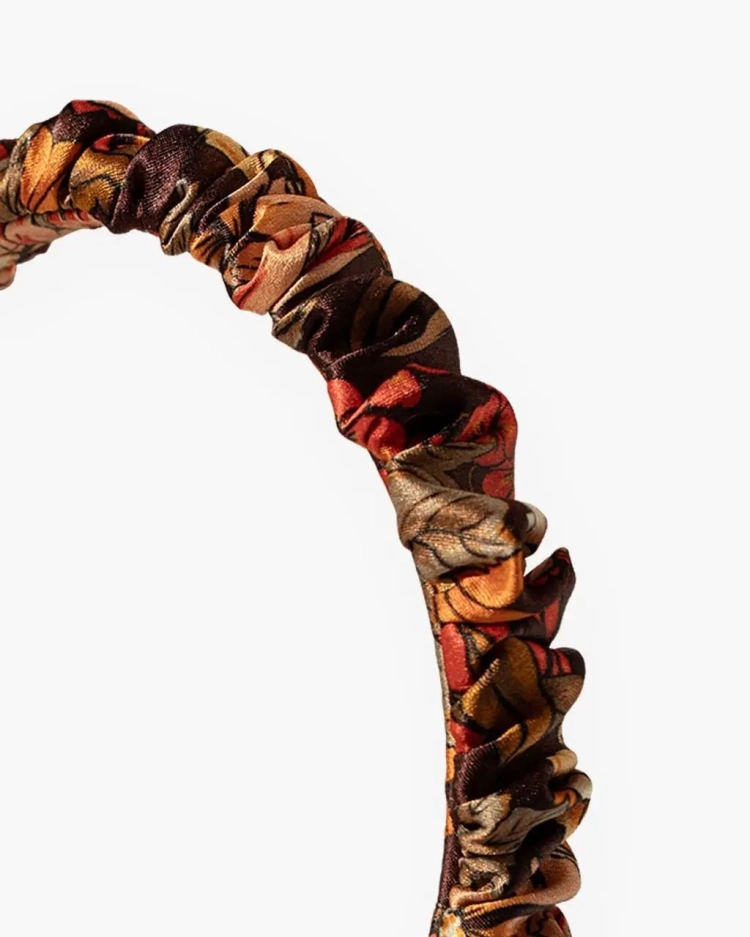 2143-opaska-scrunchie-z-jedwabiu-cinnamon-garden-3.webp