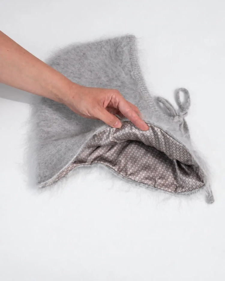 2188-balaclava-kaszmirowa-fluffy-z-jewabna-podszewka-szary-2.webp