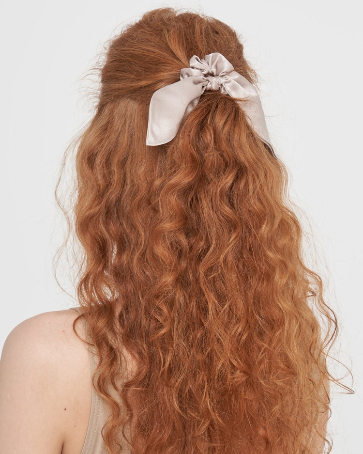 almania-gumka-jedwabna-z-uszkami-rose-gold-2.jpg