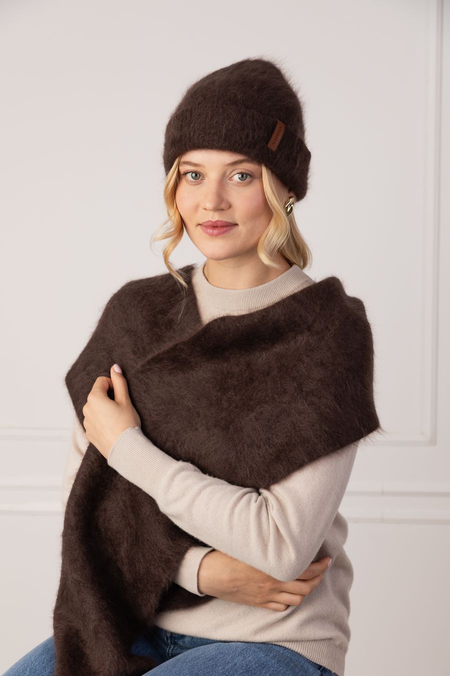 Brązowa czapka fluffy z kaszmiru szczotkowanego